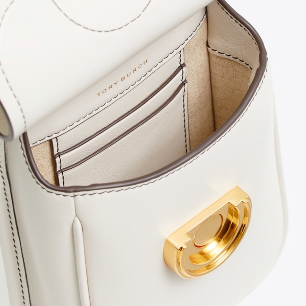 ⛔️SOLD⛔️Authentic Tory burch Leather phone/Card - Picture 8 of 8